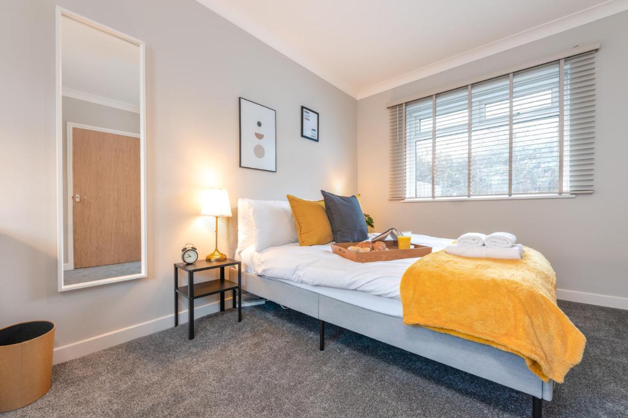 Stayright- 2 Bedroom House, Centrally Located & Close Walk To City Centre Cardiff Exterior foto